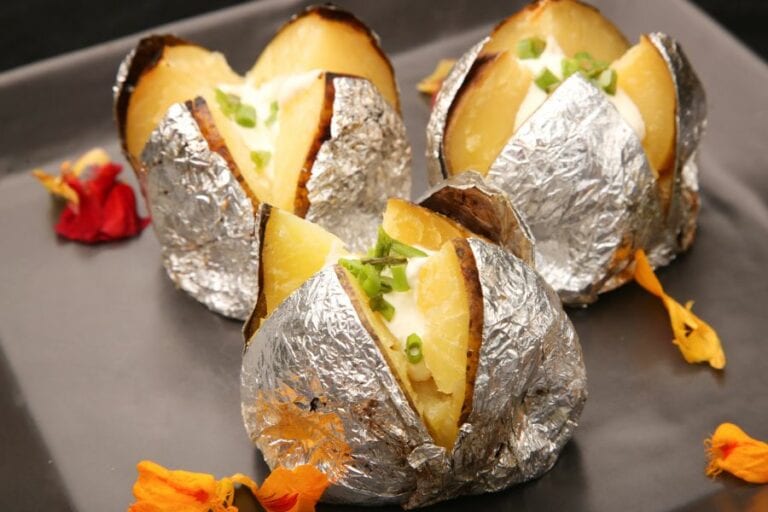 Can You Put Aluminum Foil in a Slow Cooker? (Plus 6 Reason You Might