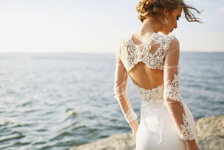 What to Do with a Used Wedding Dress (Creative and Practical Ideas to Consider) Wedding Dress