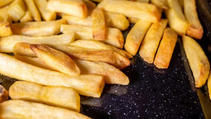 How to Make Frozen Fries Crispy in Your Oven