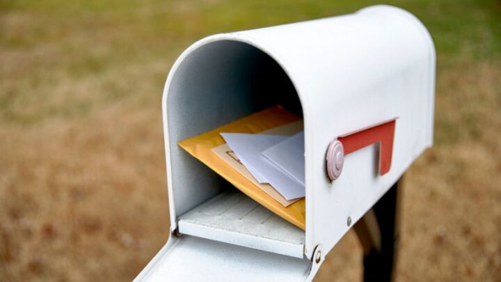 Do Mailbox Flags Have To Be Red And Are Flags Even Required Do Mailbox Flags Have To Be Red And Are Flags Even Required