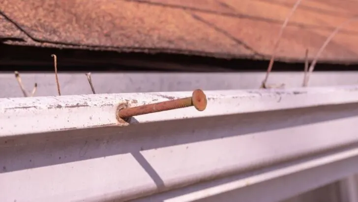 3 Simple Ways to Fix Loose Gutter Nails
