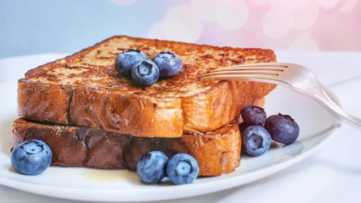 How To Make French Toast Vegan (Simple Ingredient Swaps)