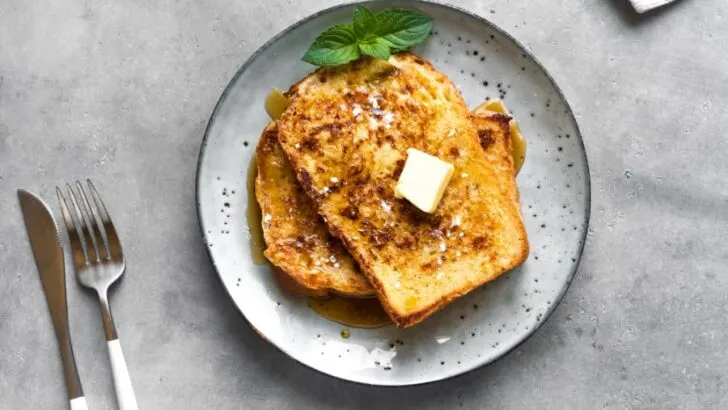 Which Bread Is Best for French Toast? (Pros and Cons of Each)