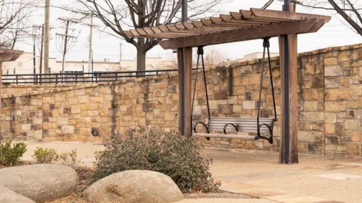Can a Pergola Support a Swing? (3 Factors to Consider)