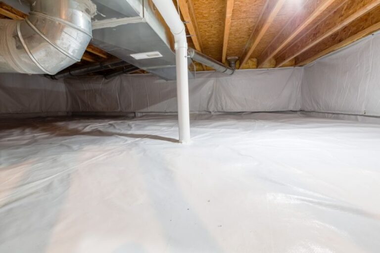 Fully Encapsulated Crawl Space Using Thermoregulatory Blankets
