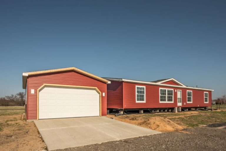 New Construction Manufactured Home With a Crawl Space