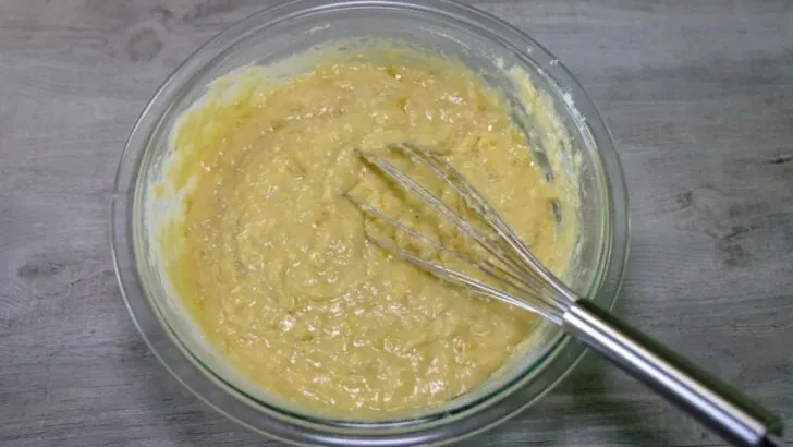 Can You Add Bananas to Banana Bread Mix? (How to Do It Right)