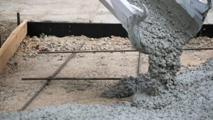 Do Sidewalks Need Rebar for Reinforcement?