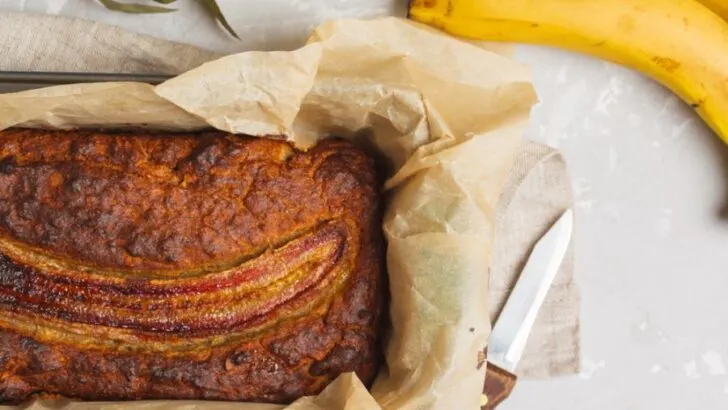 11 Ways to Keep Banana Bread from Burning on the Bottom