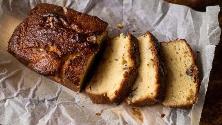 What Makes Banana Bread Dark Brown? (8 Causes)
