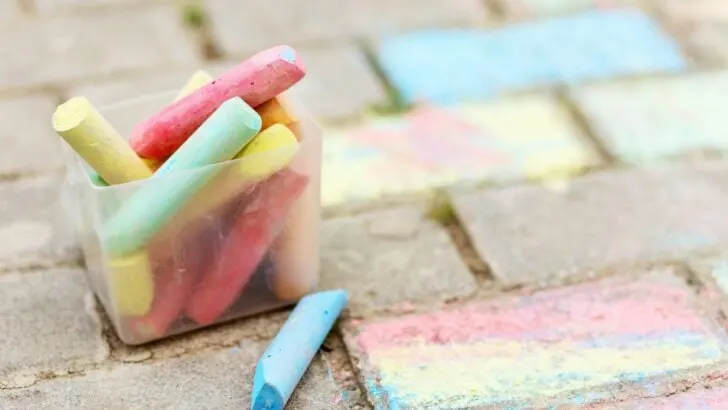 Can You Use Sidewalk Chalk on a Chalkboard?